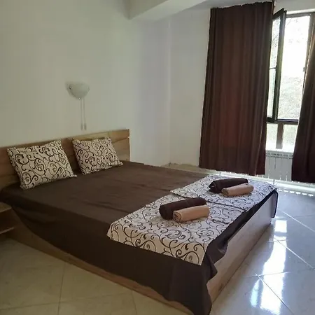 Apartment's Pita & Mare Pensión *