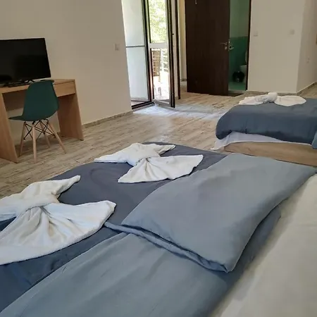 בית הארחה Apartment's Pita & Mare