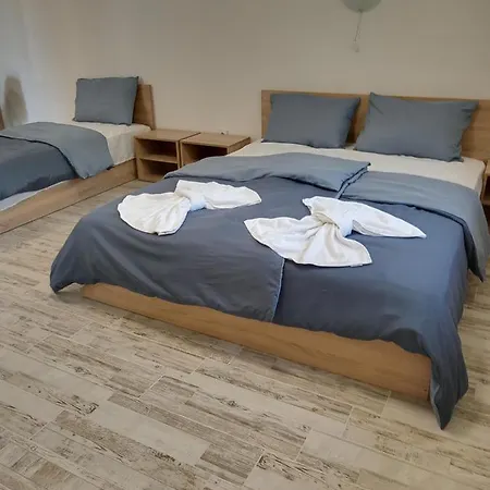 Apartment's Pita & Mare קיטן