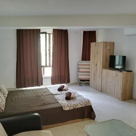 Apartment's Pita & Mare Pensiune