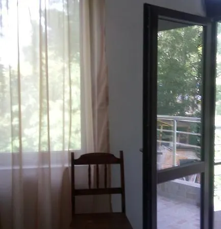 Pensiune Apartment's Pita & Mare Kiten (Burgas)