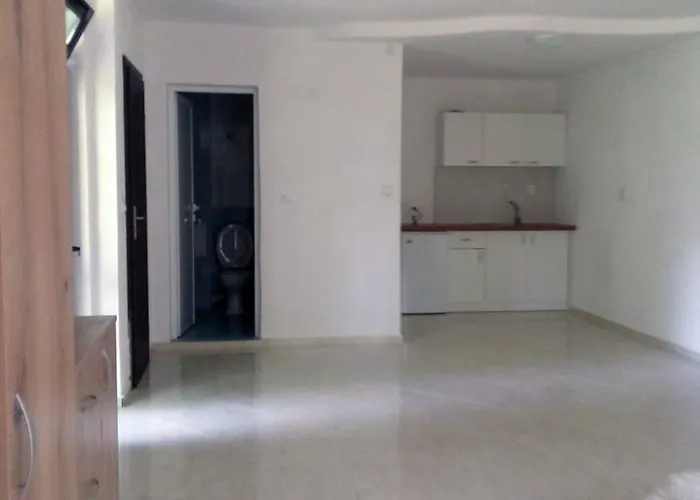 Gasthuis Apartment's Pita & Mare Kiten (Burgas)